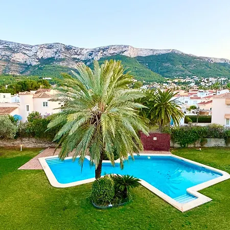 Hoteltype Penthouse 2 Beds, Parking, Wifi & Pool Stunning Views * Denia
