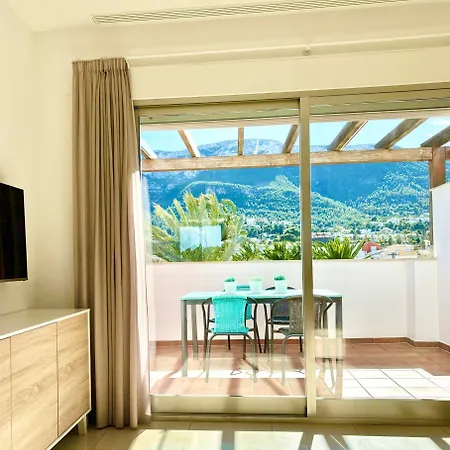 Apartment Hoteltype Penthouse 2 Beds, Parking, Wifi & Pool Stunning Views