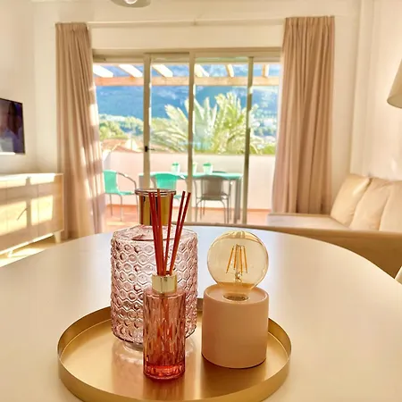 Hoteltype Penthouse 2 Beds, Parking, Wifi & Pool Stunning Views Denia