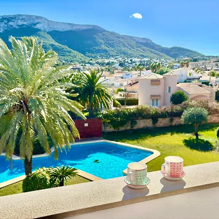 Apartment Hoteltype Penthouse 2 Beds, Parking, Wifi & Pool Stunning Views Denia