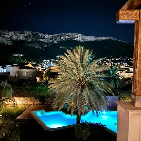 Hoteltype Penthouse 2 Beds, Parking, Wifi & Pool Stunning Views 데니아