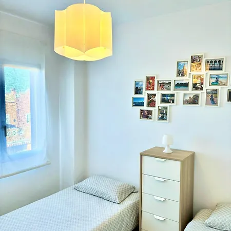 Hoteltype Penthouse 2 Beds, Parking, Wifi & Pool Stunning Views * Denia