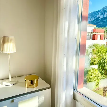Apartment Hoteltype Penthouse 2 Beds, Parking, Wifi & Pool Stunning Views