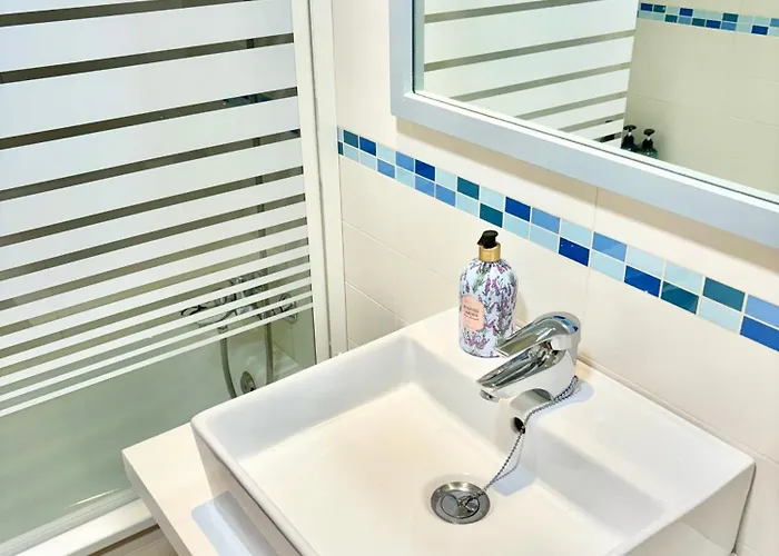 Hoteltype Penthouse 2 Beds, Parking, Wifi & Pool Stunning Views 데니아