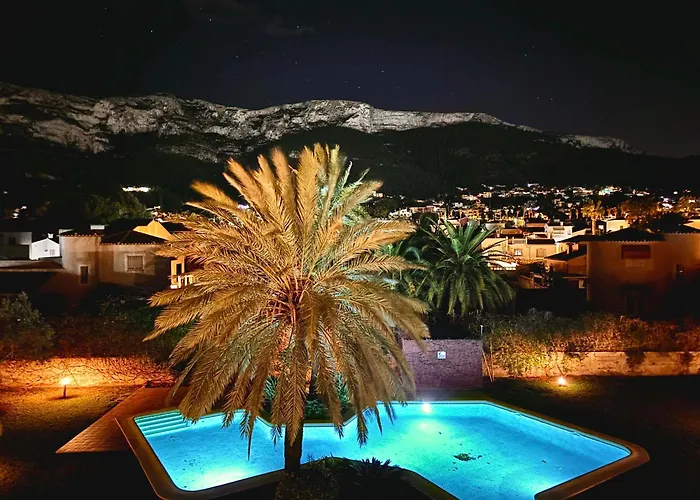 아파트 Hoteltype Penthouse 2 Beds, Parking, Wifi & Pool Stunning Views 데니아