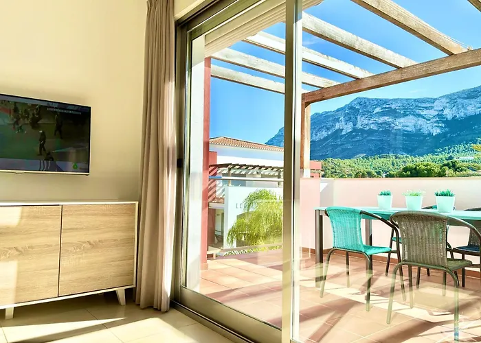 아파트 Hoteltype Penthouse 2 Beds, Parking, Wifi & Pool Stunning Views 데니아