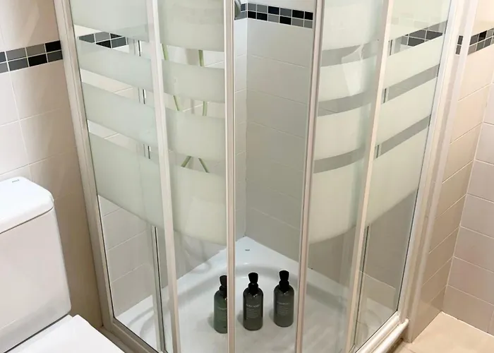 아파트 Hoteltype Penthouse 2 Beds, Parking, Wifi & Pool Stunning Views *