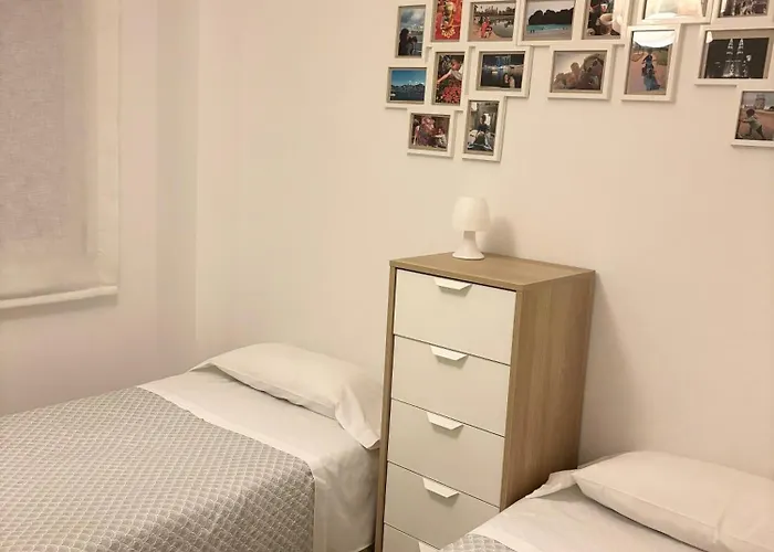 Hoteltype Penthouse 2 Beds, Parking, Wifi & Pool Stunning Views * 데니아